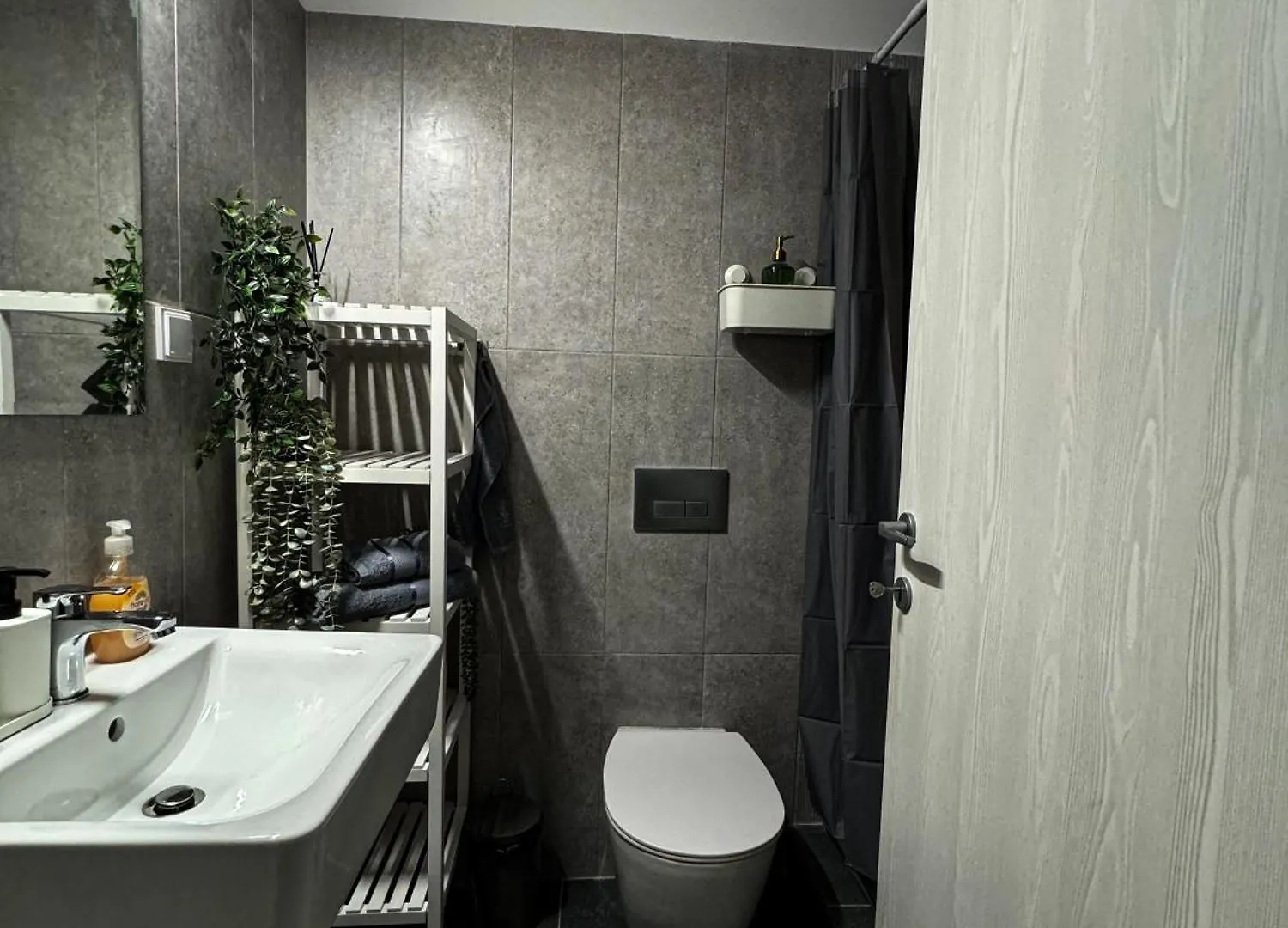 Elegant Escape 2 Apartman Bukarest